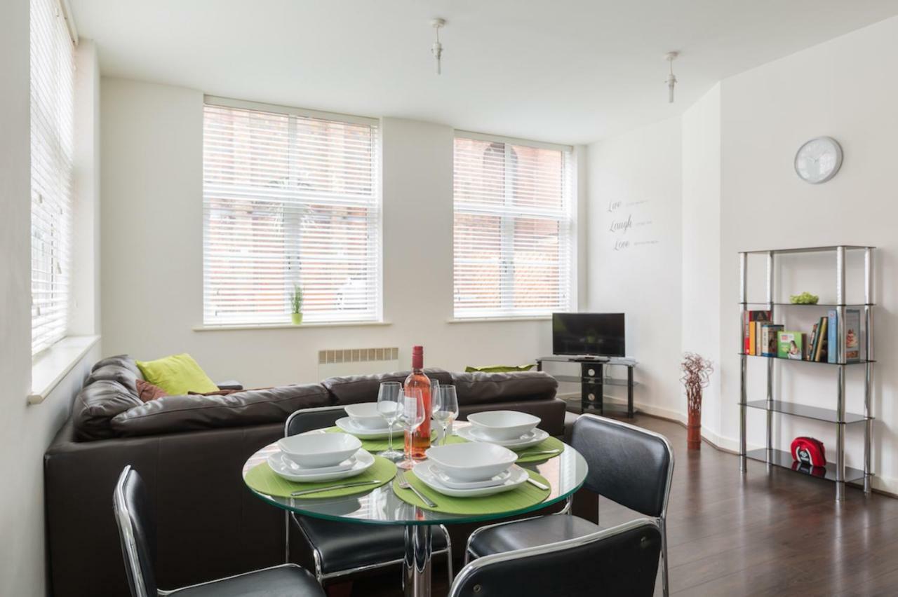 J Quarter - Sleeps 5 Long Term & Families Comfortably, 4 Beds, 2 Bathrooms Birmingham Exterior foto