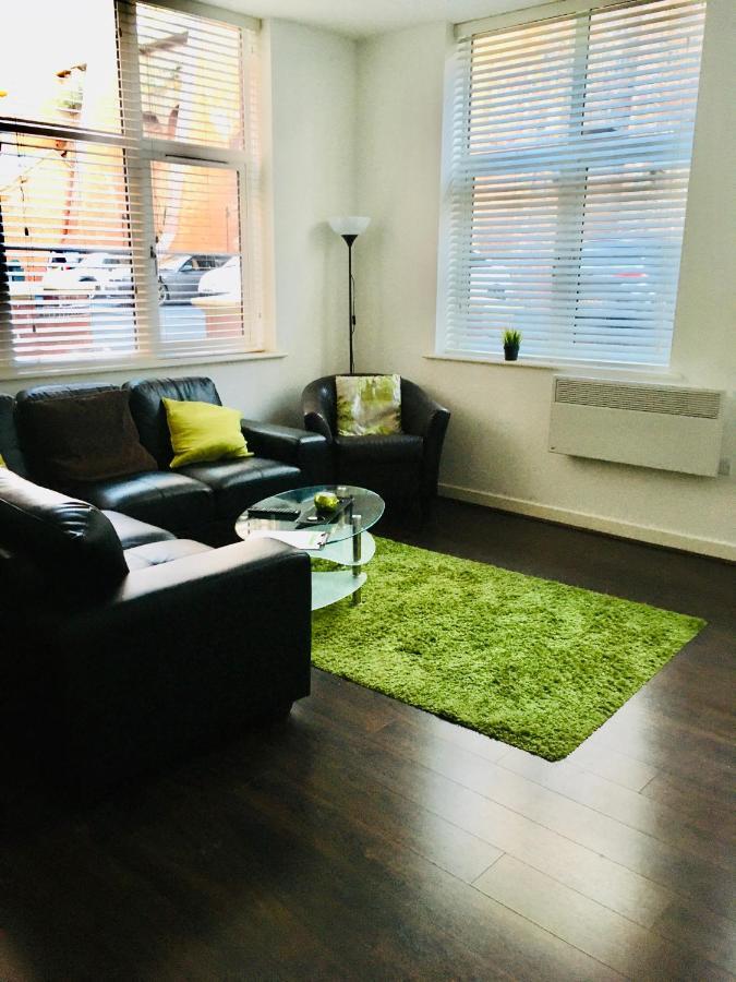 J Quarter - Sleeps 5 Long Term & Families Comfortably, 4 Beds, 2 Bathrooms Birmingham Exterior foto